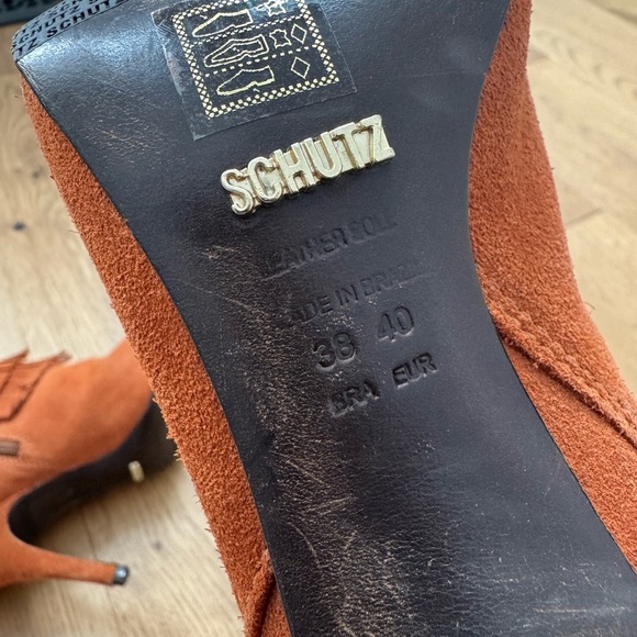 Schutz Kassia Brown Suede Fringe Ankle Boots Heeled Western Boho Boots - Size 40 - Picture 12 of 12